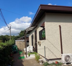 新居浜市Ｋ様邸　外壁塗装・屋根塗装工事 付帯部塗装　施行事例