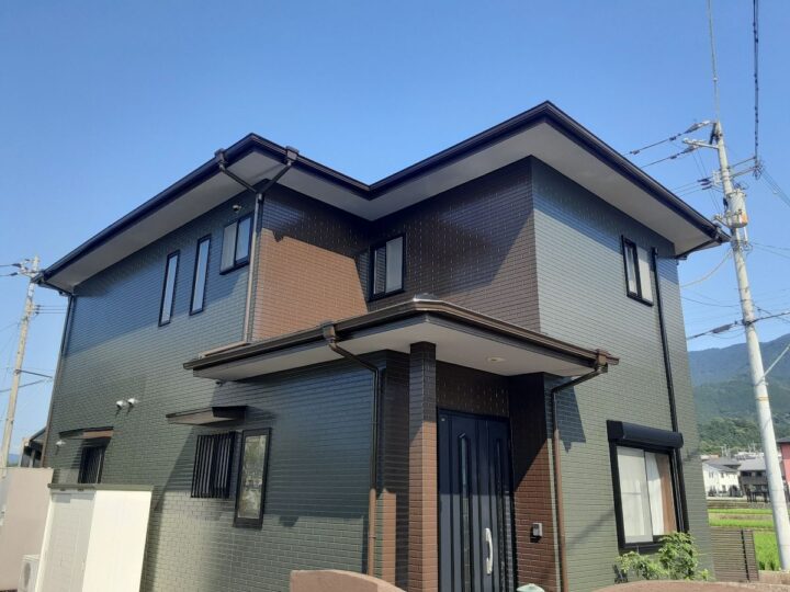 愛媛県四国中央市 T 様邸　屋根塗装・外壁塗装工事 施行事例